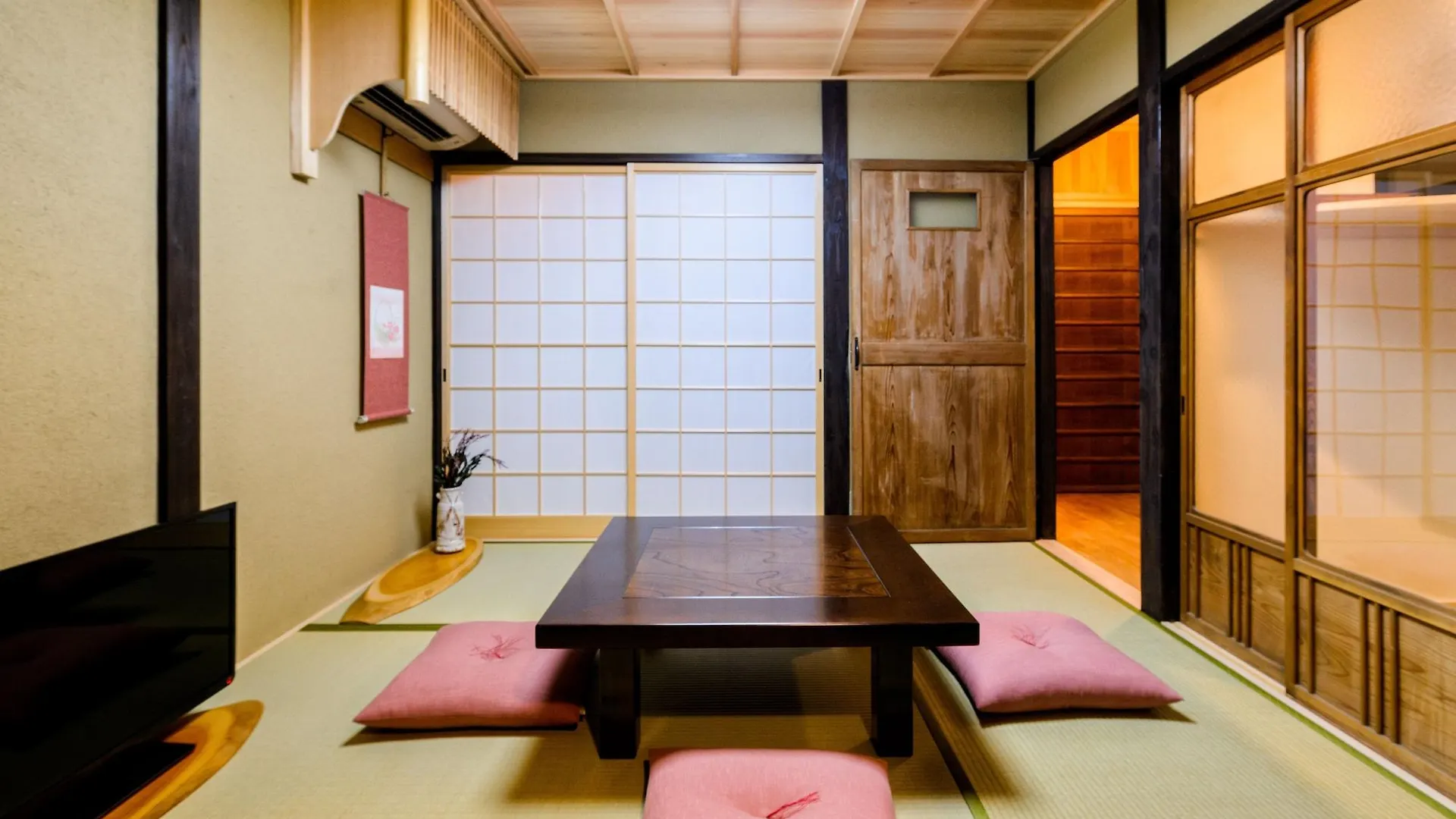 Nadeshiko Shirakawa Hotel Kyoto